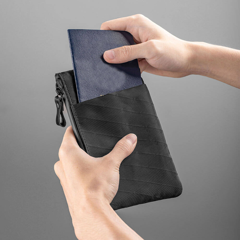 Portafoglio con Cerniera e Cin - Edc Carry Card recensione e prezzo